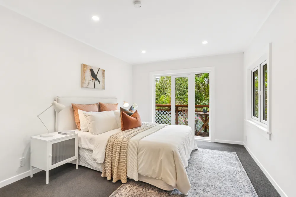 Photos of 562 Scenic Drive
