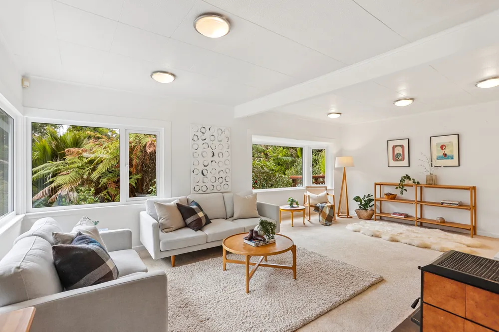 Photos of 562 Scenic Drive