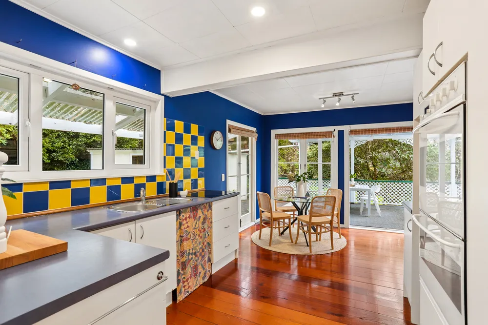 Photos of 562 Scenic Drive