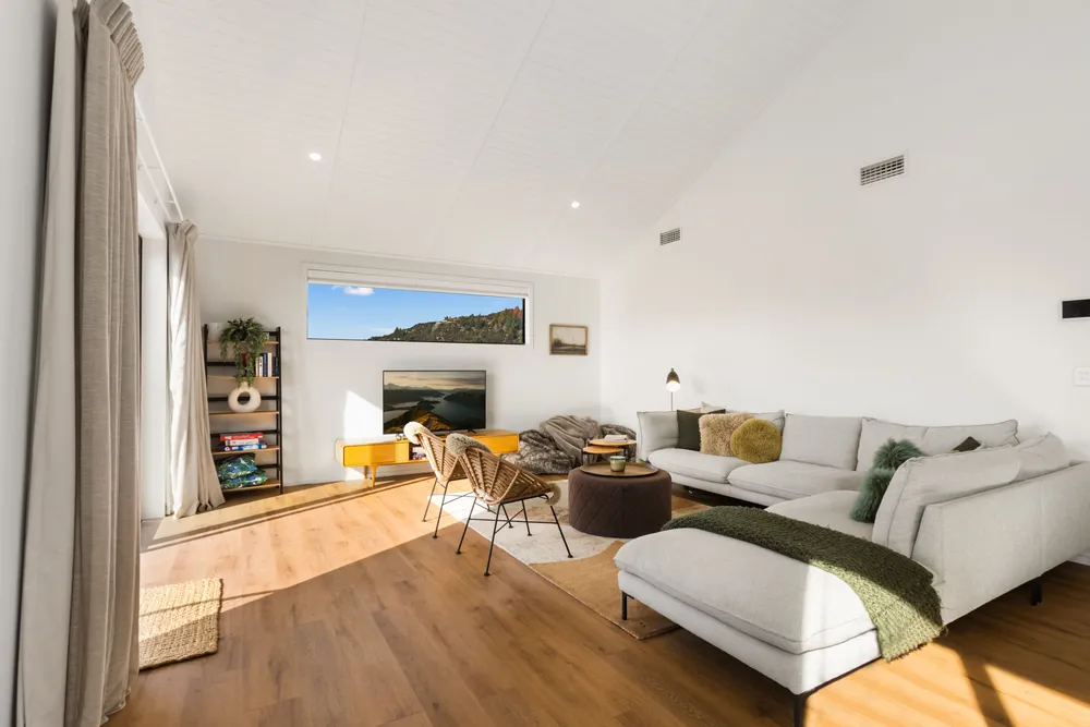Photos of 8 Sawdon Street