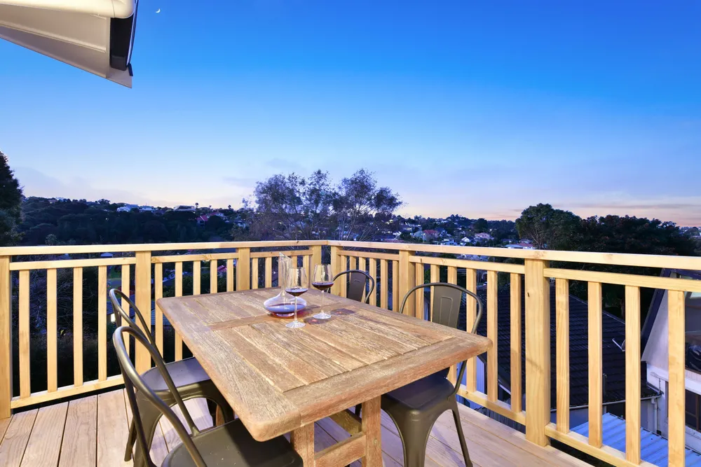 Photos of 39 Lingham Crescent