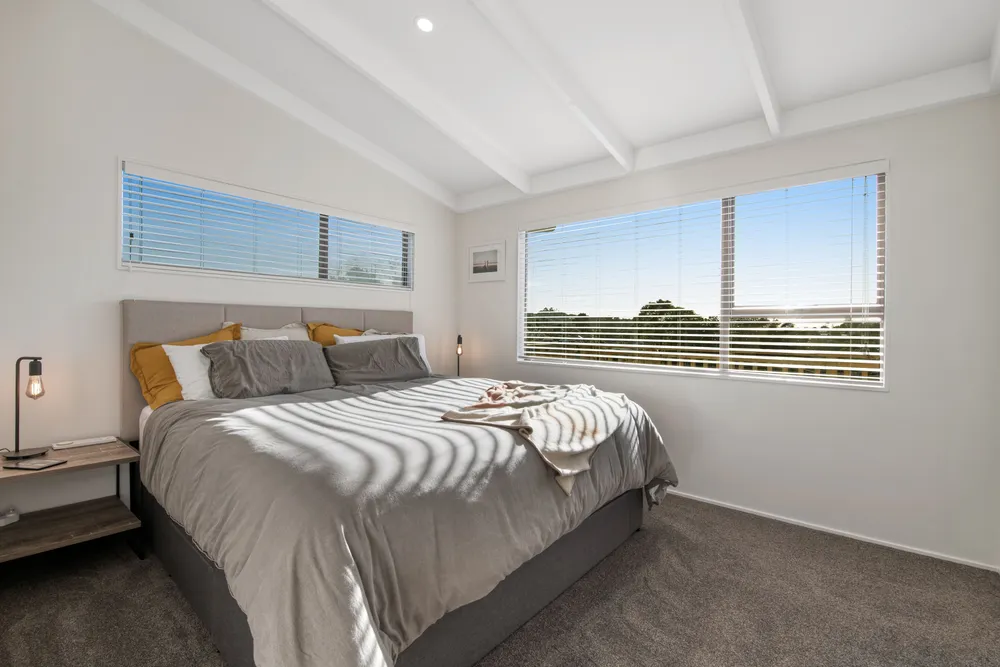 Photos of 39 Lingham Crescent