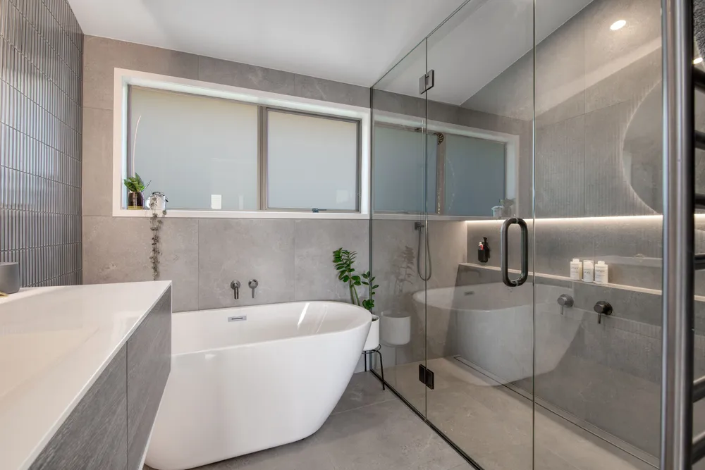 Photos of 39 Lingham Crescent