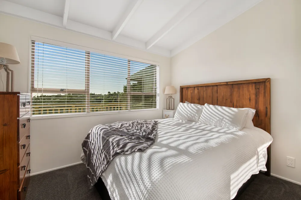 Photos of 39 Lingham Crescent