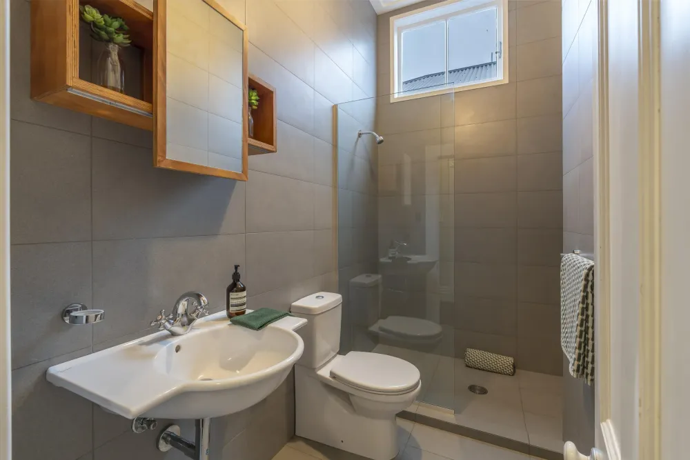 Photos of 2 Tweed Street