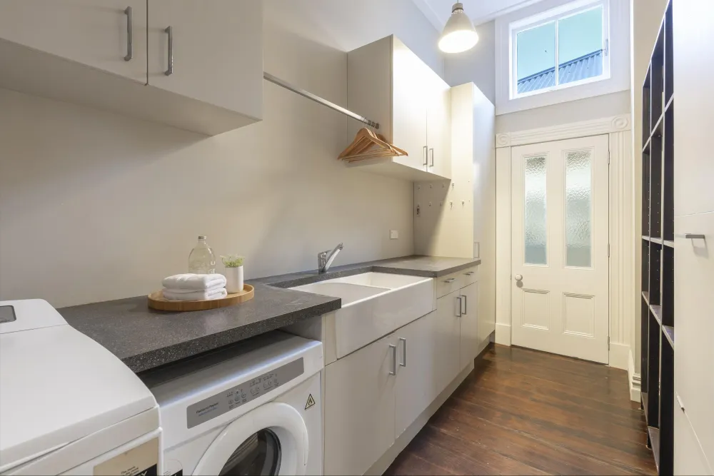 Photos of 2 Tweed Street