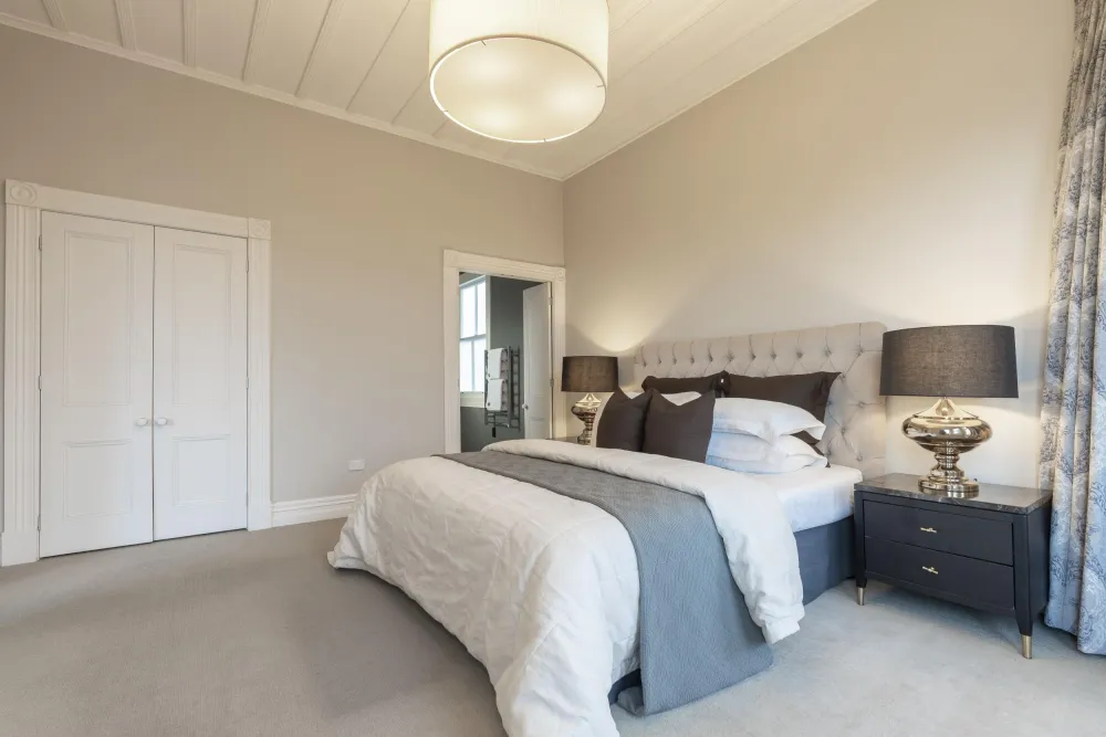 Photos of 2 Tweed Street