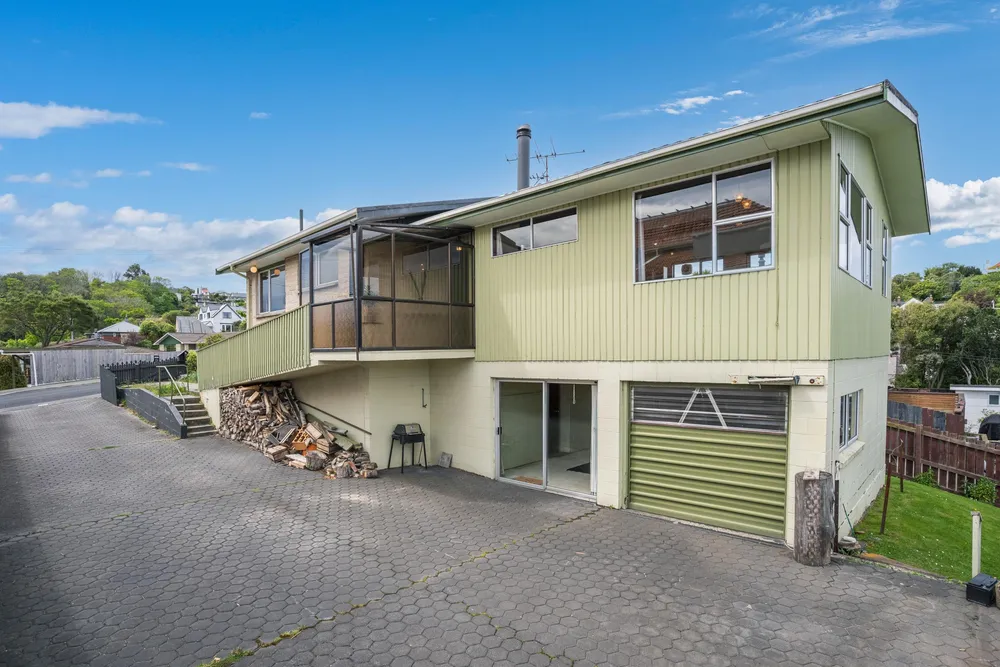 Photos of 26 Kinvig Street