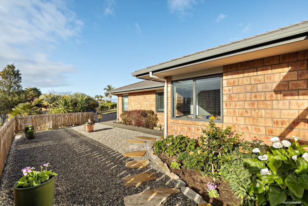 Photos of 19 Arthur Carwen Place