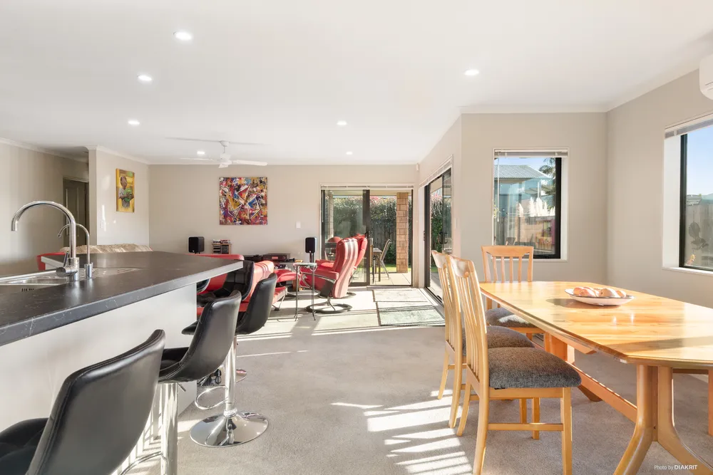 Photos of 19 Arthur Carwen Place