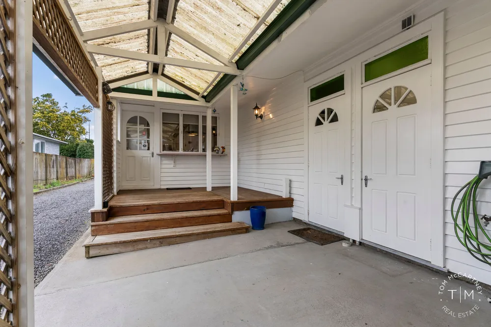 Photos of 24 McInnes Road