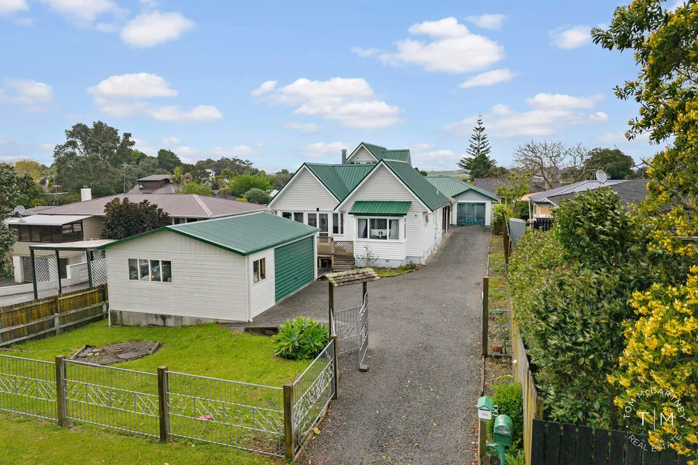 Photos of 24 McInnes Road