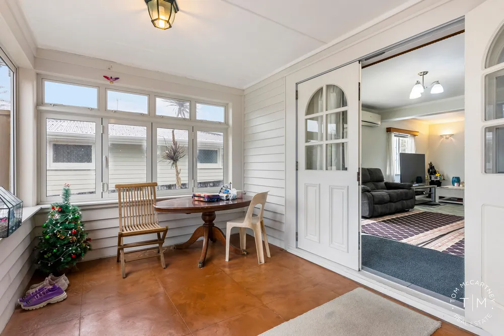 Photos of 24 McInnes Road