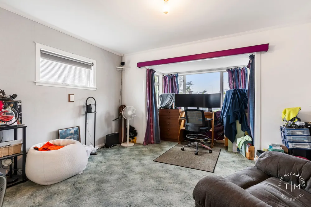 Photos of 24 McInnes Road
