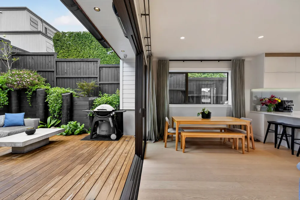 Photos of 6C Kesteven Avenue