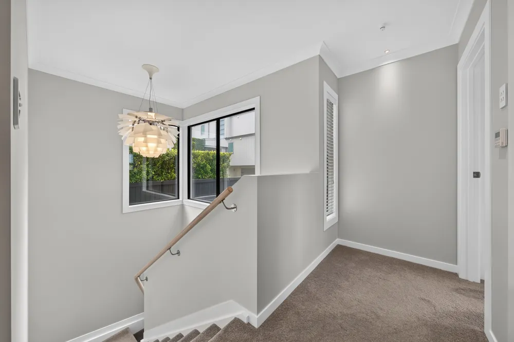 Photos of 6C Kesteven Avenue