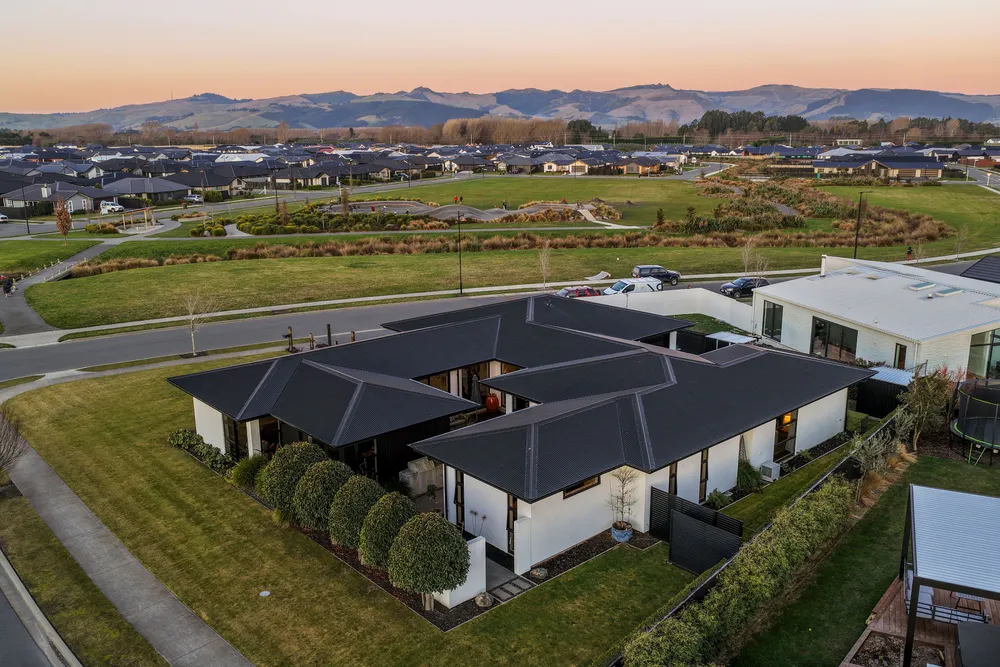 Photos of 34 Poulter Road