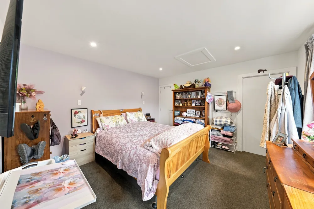 Photos of 26 Speight Street