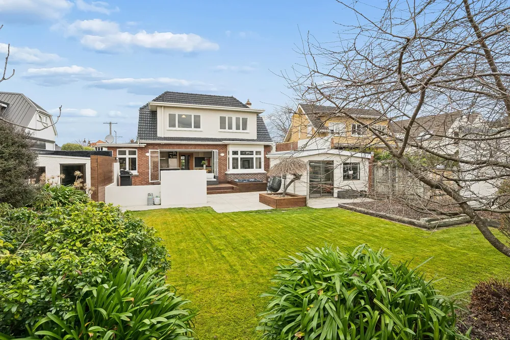 Photos of 17 Wilson Avenue