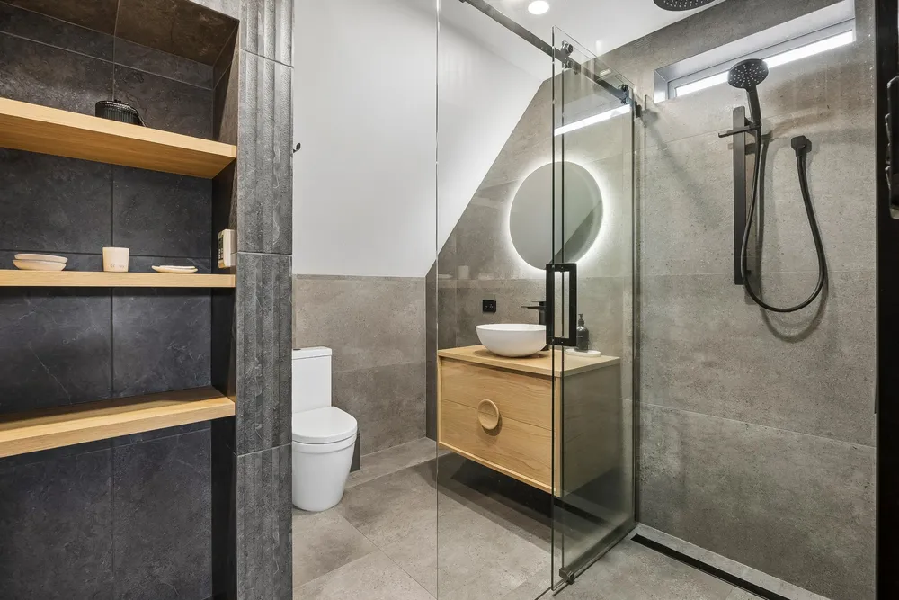 Photos of 17 Wilson Avenue