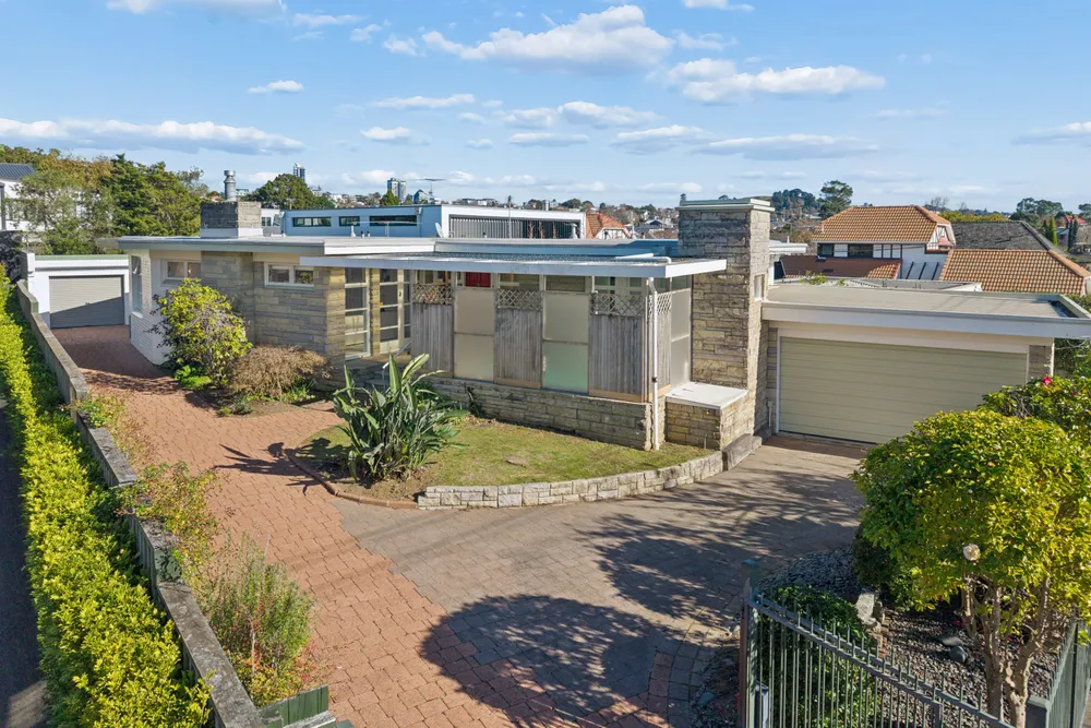 Photos of 35 Benson Road