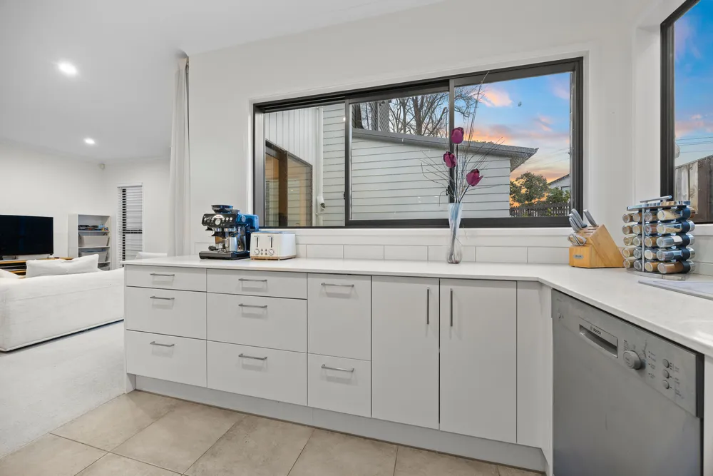 Photos of 4 Ev Perry Way