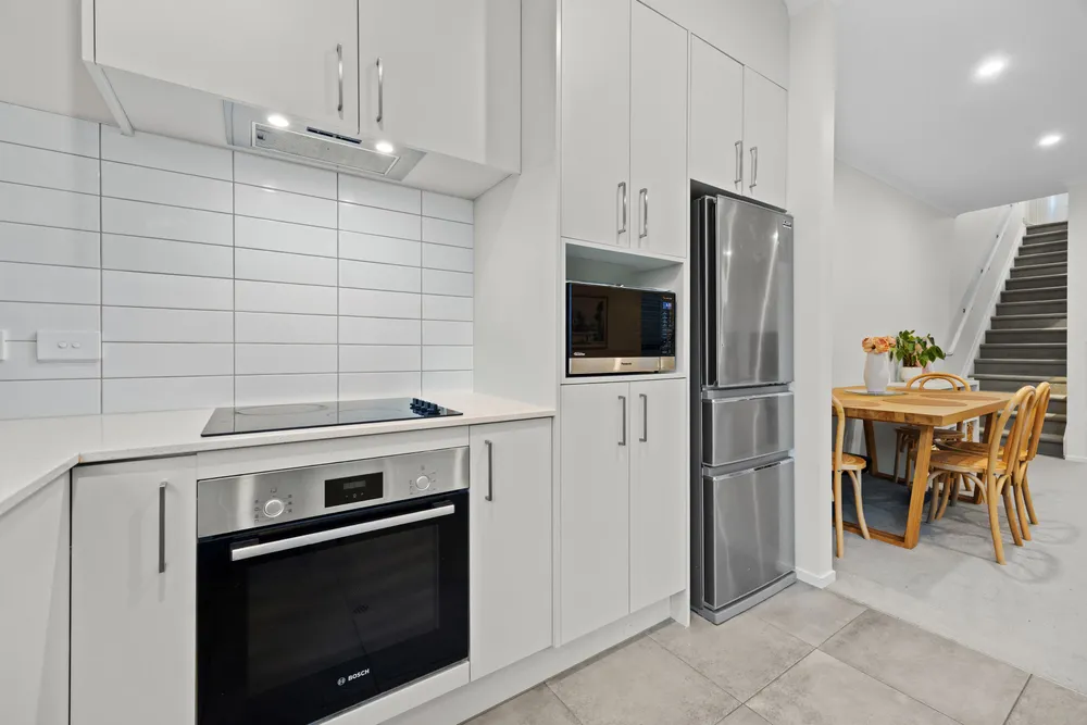 Photos of 4 Ev Perry Way