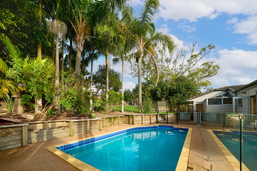 Photos of 49 Weatherly Road