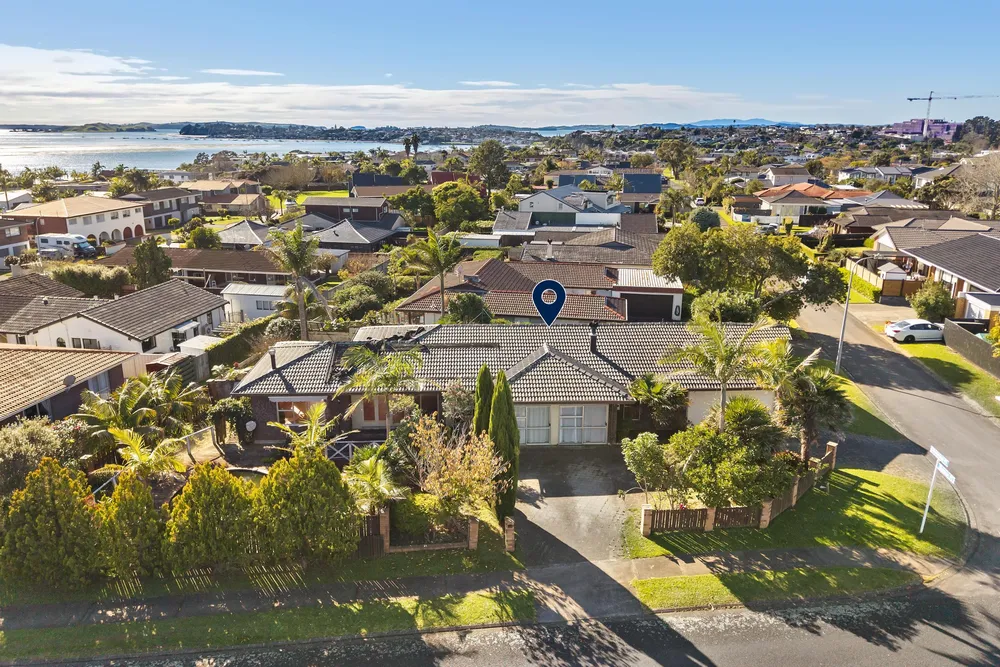 Photos of 37 Himalaya Drive