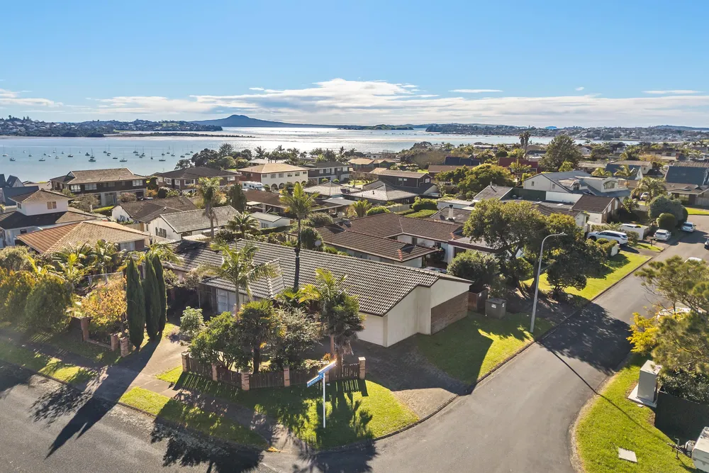 Photos of 37 Himalaya Drive