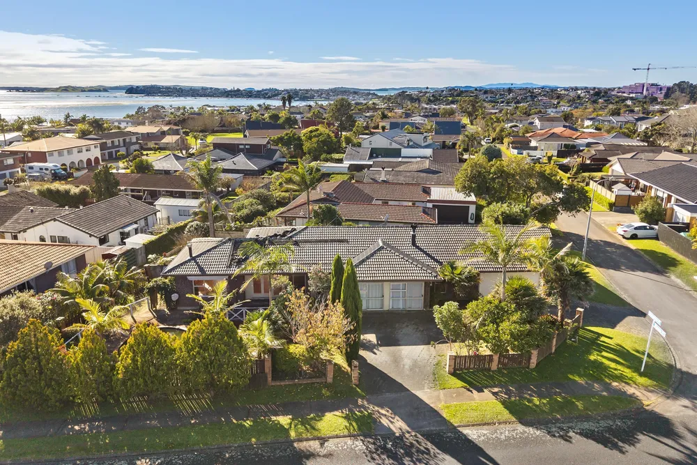 Photos of 37 Himalaya Drive