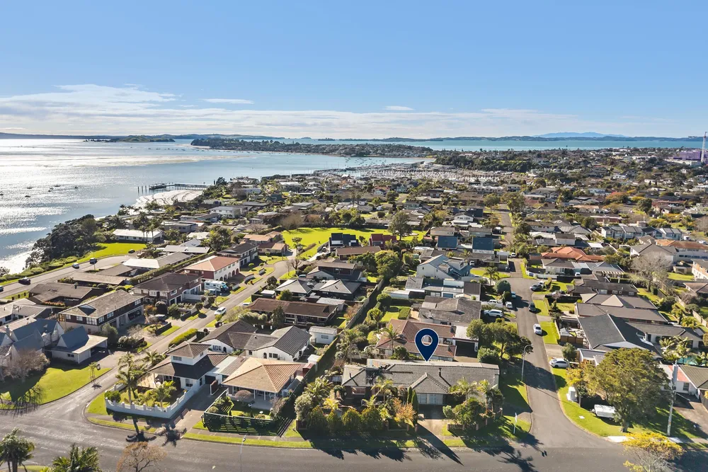 Photos of 37 Himalaya Drive