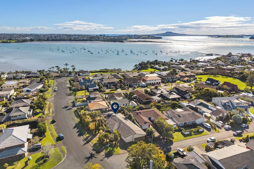 Photos of 37 Himalaya Drive