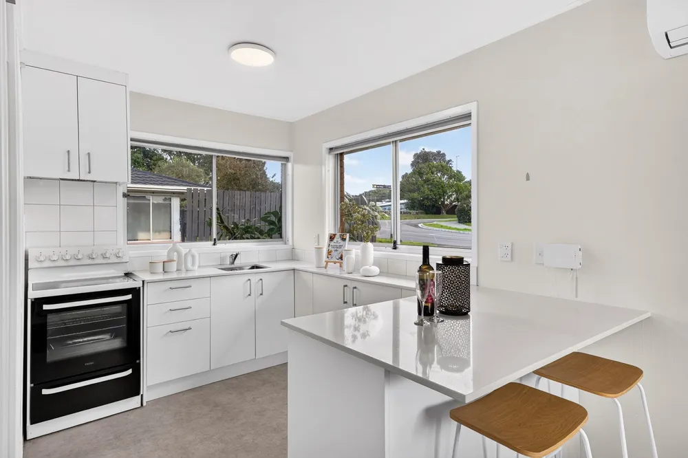 Photos of 1/80 Howard Hunter Avenue