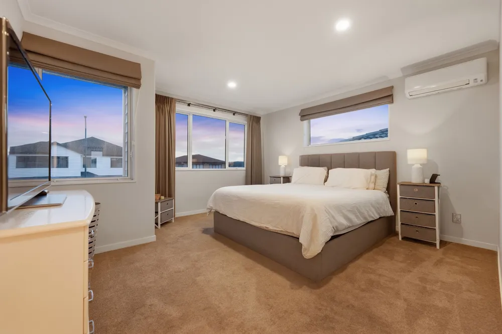 Photos of 18 Tinaku Road