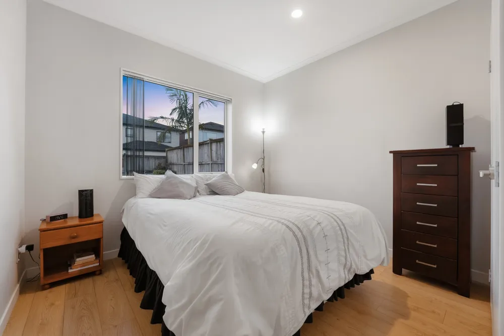 Photos of 18 Tinaku Road