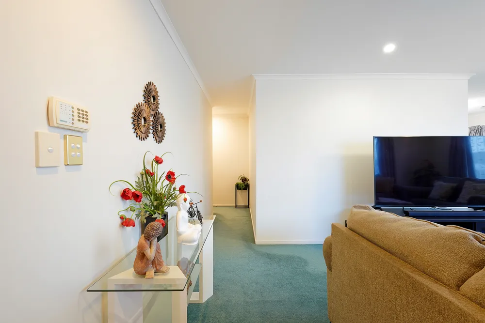Photos of 25 Munroe Road