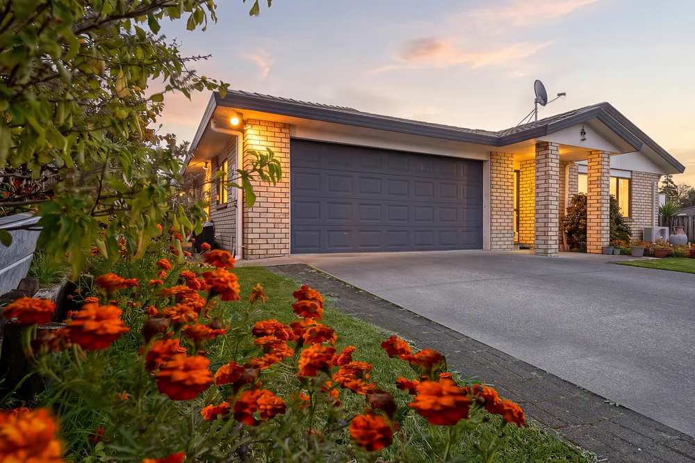 Photos of 25 Munroe Road