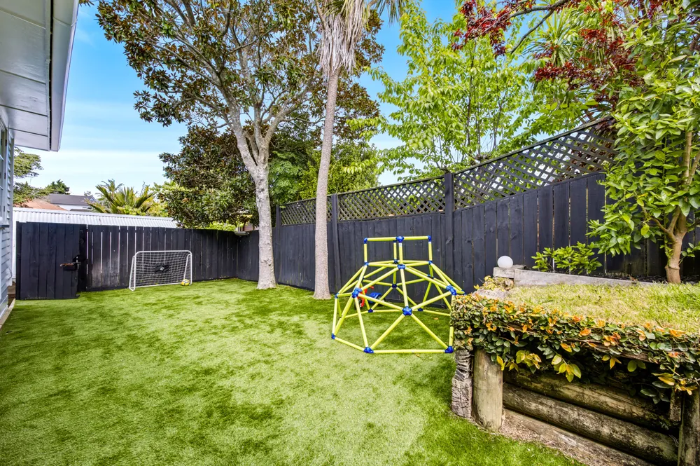 Photos of 23B Abbotts Way