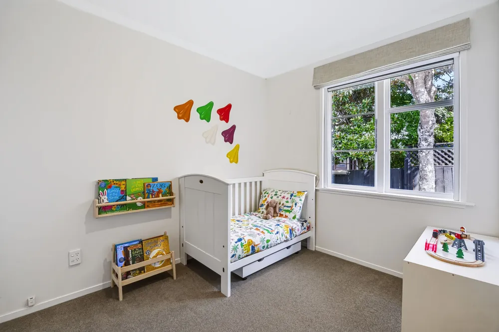 Photos of 23B Abbotts Way