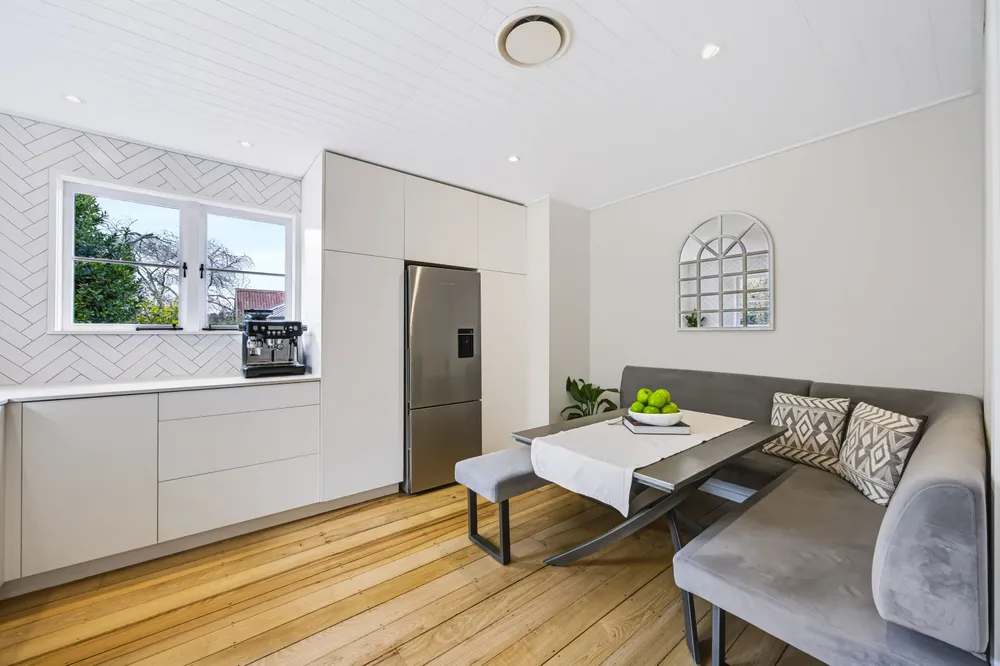 Photos of 23B Abbotts Way
