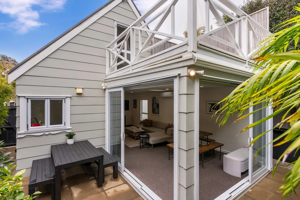 Photos of 18 Georgina Street