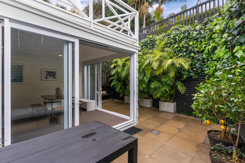 Photos of 18 Georgina Street