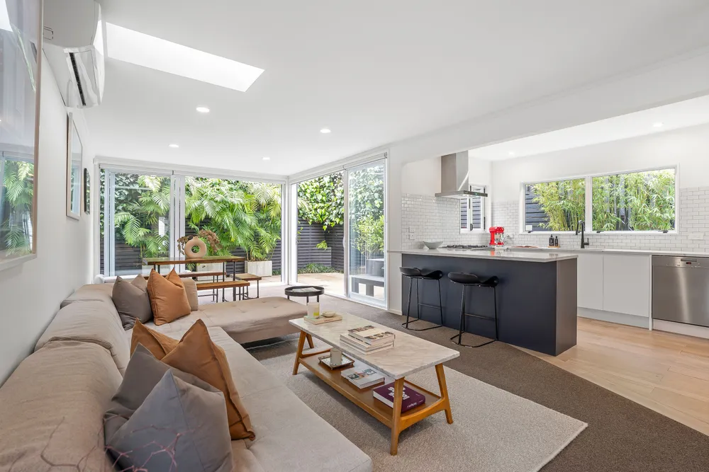 Photos of 18 Georgina Street