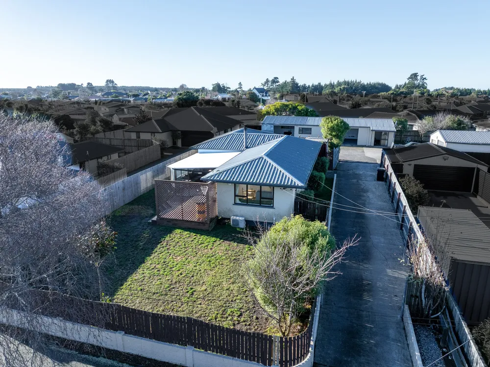 Photos of 25 Pinewood Avenue