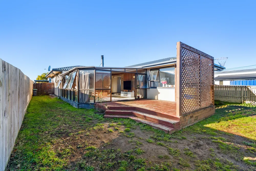 Photos of 25 Pinewood Avenue