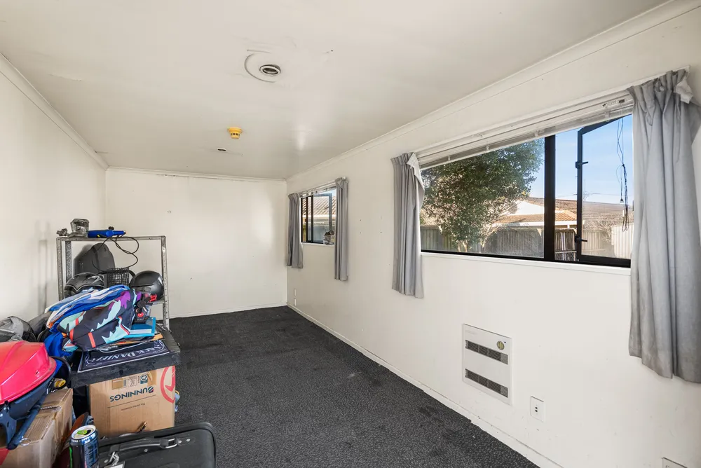 Photos of 25 Pinewood Avenue