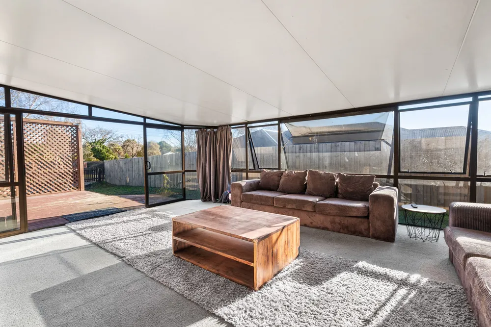 Photos of 25 Pinewood Avenue