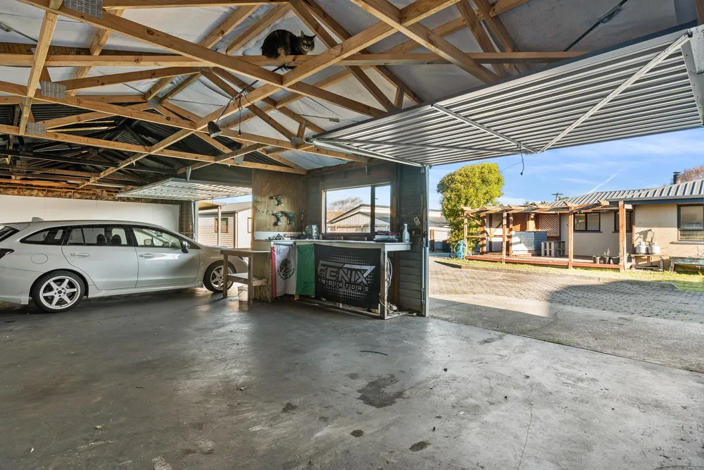 Photos of 25 Pinewood Avenue