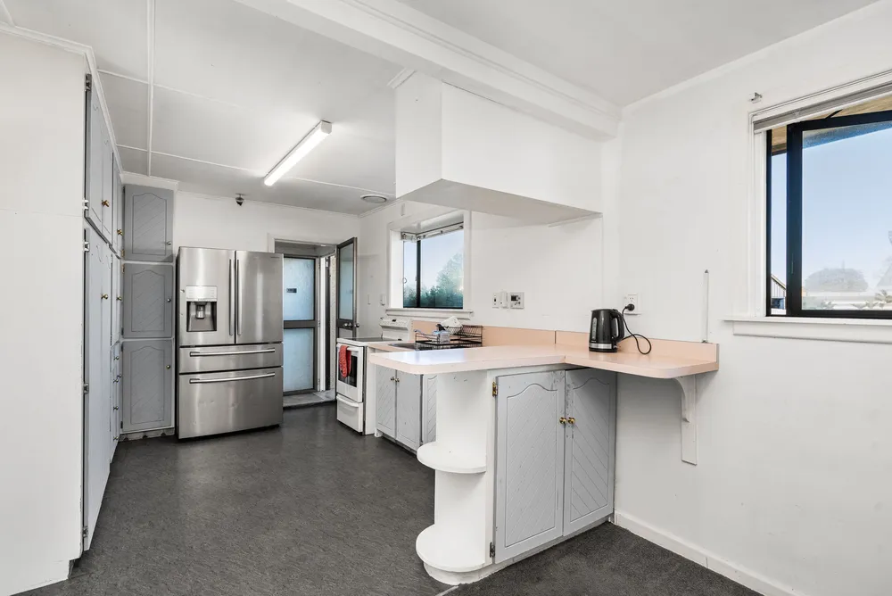 Photos of 25 Pinewood Avenue